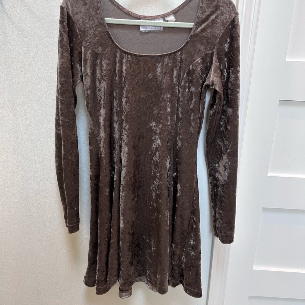 Vintage Y2K Brown Velvet Long Sleeve Dress